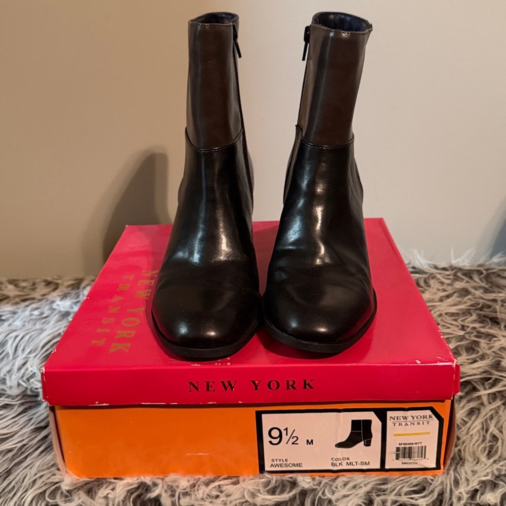 Boots - Picture 2 of 6